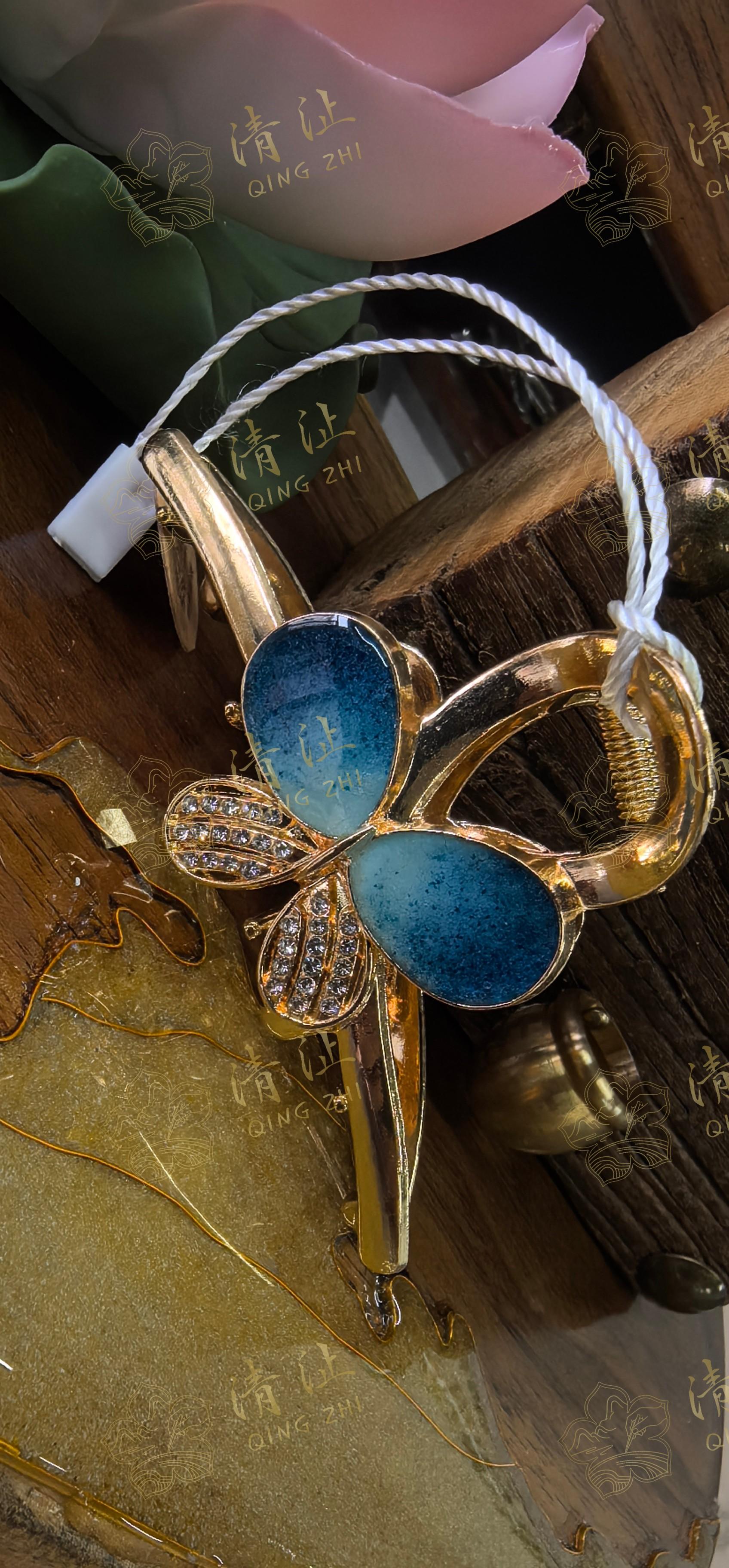  Wearable Art: Filigree Enamel Hair Combs & Barrettes | Heritage Fashion Accessories